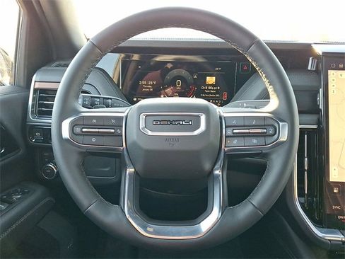 Certified 2026 GMC Yukon XL Denali w/ Sun & Power Step Package image 11