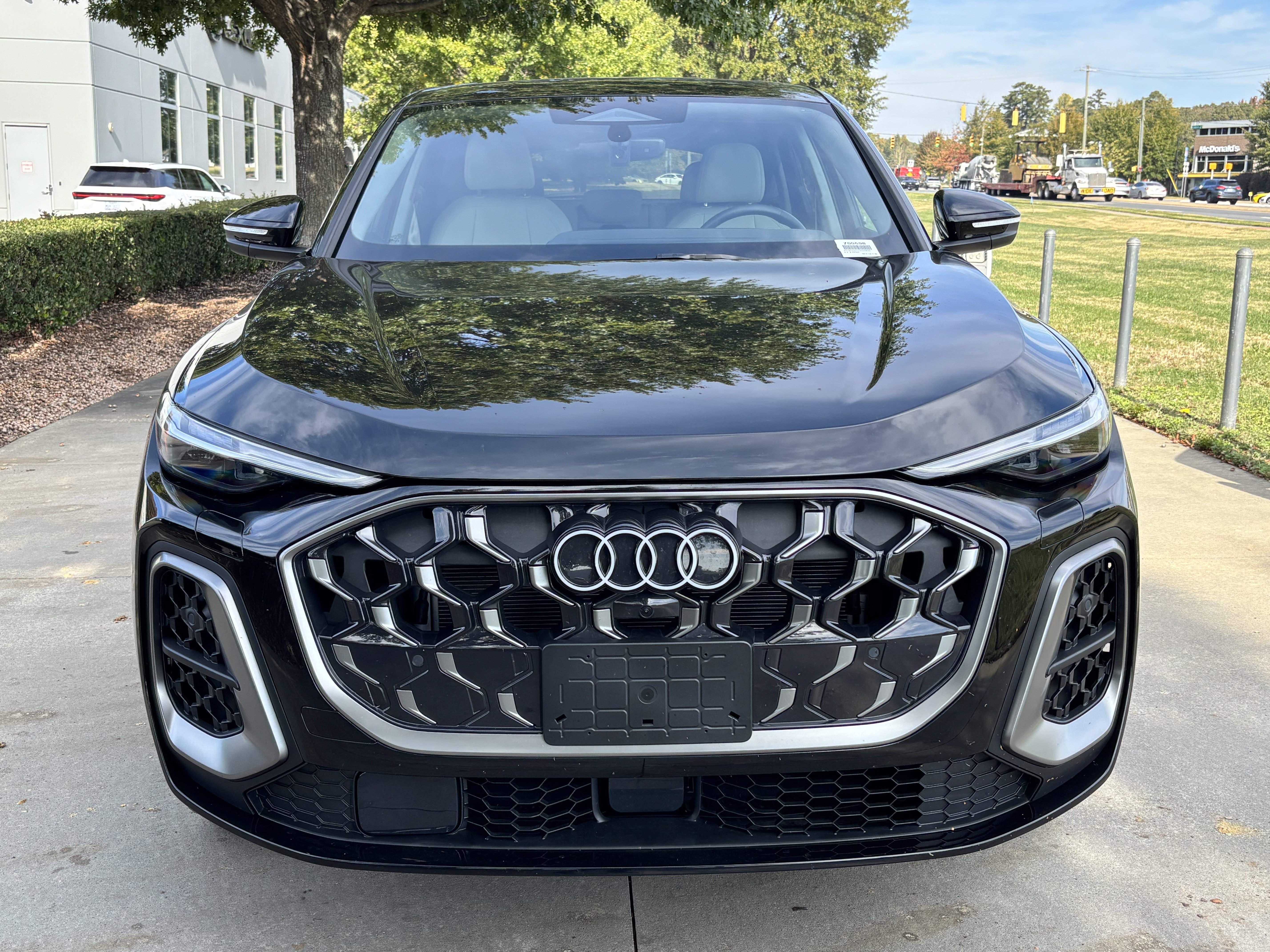 Used 2026 Audi Q5 Premium Plus AWD/4WD image 3