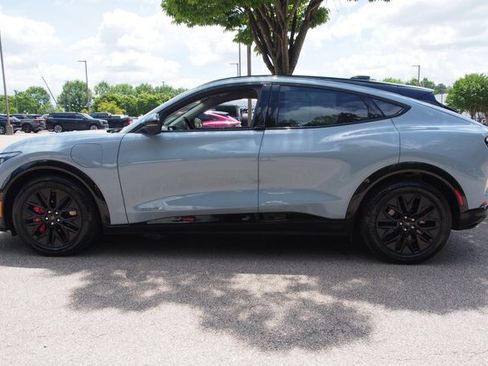 Certified 2025 Ford Mustang Mach-E Premium w/ Sport Appearance Package AWD/4WD image 4