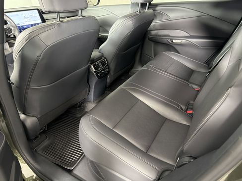 Used 2023 Lexus RX 350 w/ Accessory Package (Z1) AWD/4WD image 18