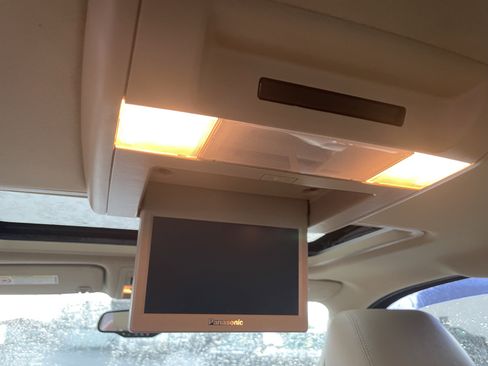 Used 2011 GMC Sierra 3500 Denali image 29