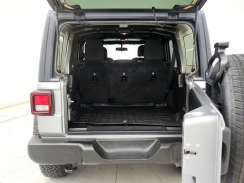 Used 2019 Jeep Wrangler Unlimited Sport S AWD/4WD image 29