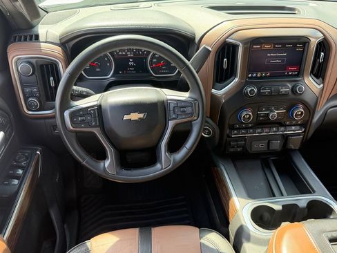 Used 2019 Chevrolet Silverado 1500 High Country RWD image 13