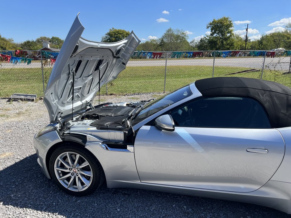 Used 2017 Jaguar F-TYPE Convertible RWD image 13