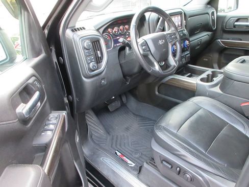 Certified 2020 Chevrolet Silverado 1500 LT Trail Boss AWD/4WD image 15