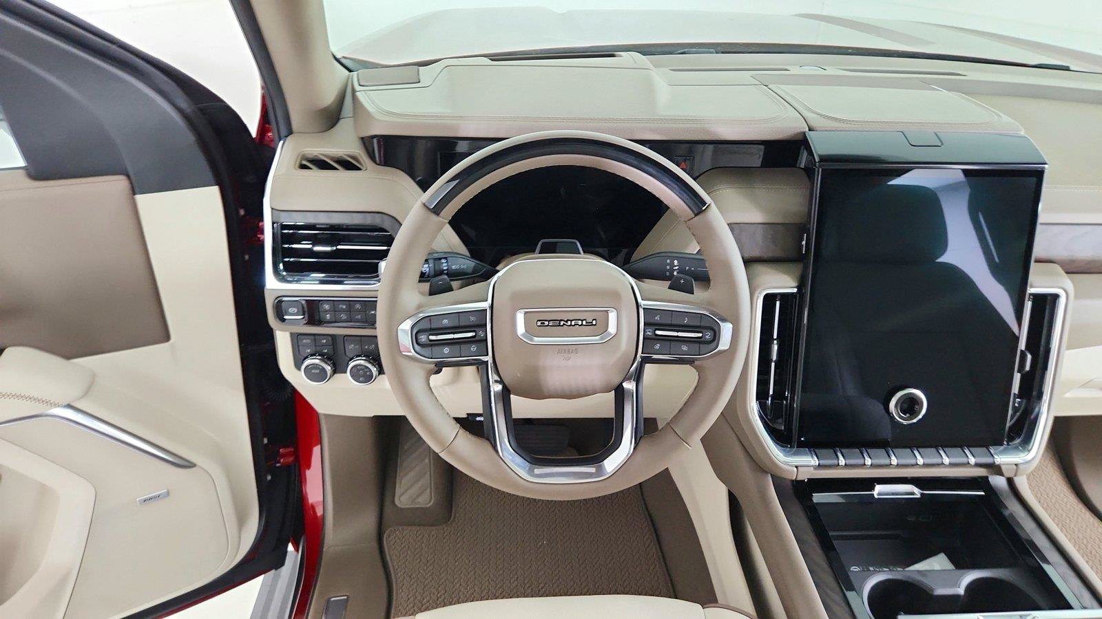 New 2026 GMC Yukon Denali w/ Denali Reserve Package AWD/4WD image 23