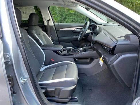 New 2025 Buick Envision Sport Touring image 30