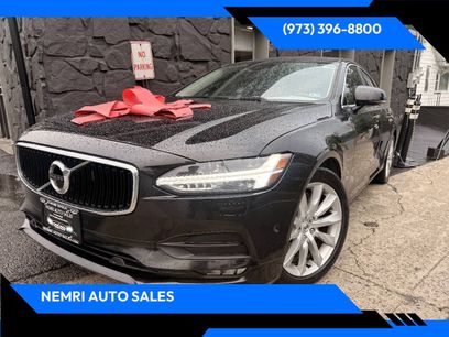Used 2017 Volvo S90 T6 Momentum w/ Vision Package