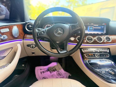 Used 2017 Mercedes-Benz E 300 image 16