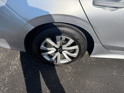 Used 2025 Honda Civic LX image 29