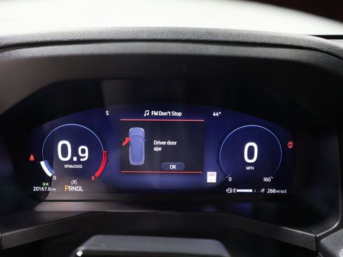 Used 2025 Ford Explorer ST-Line w/ ST-Line Street Pack image 42