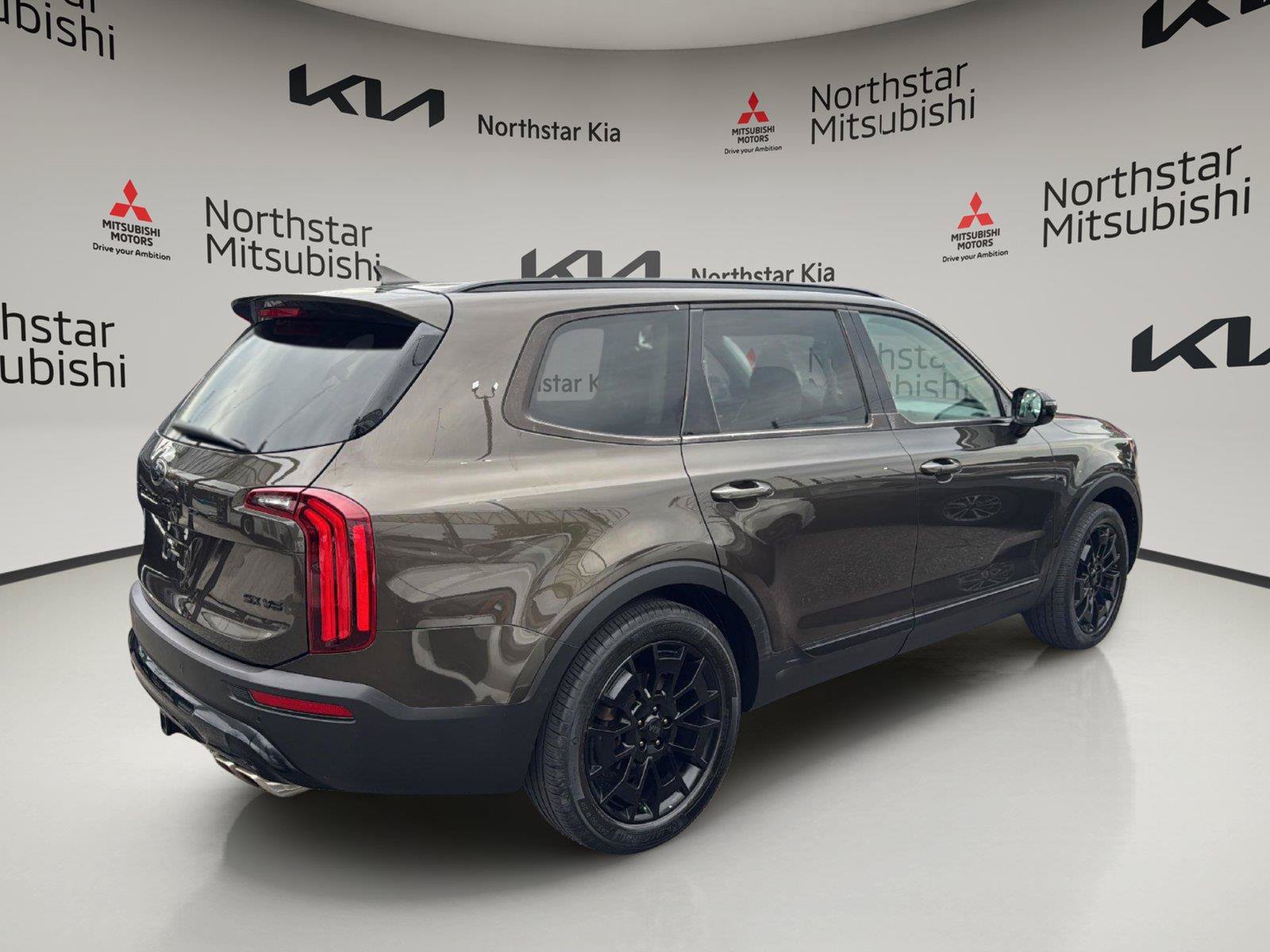 Used 2021 Kia Telluride SX w/ SX Prestige Package AWD/4WD image 8