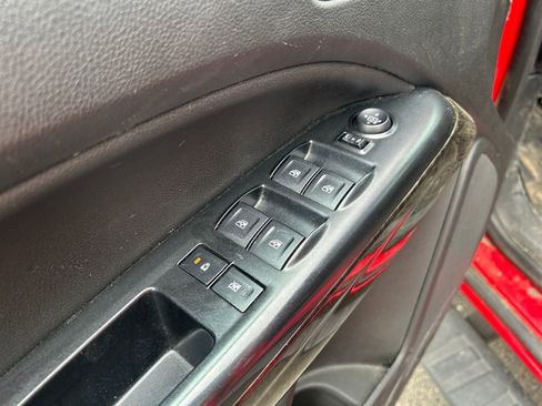 Used 2015 GMC Canyon SLT AWD/4WD image 18