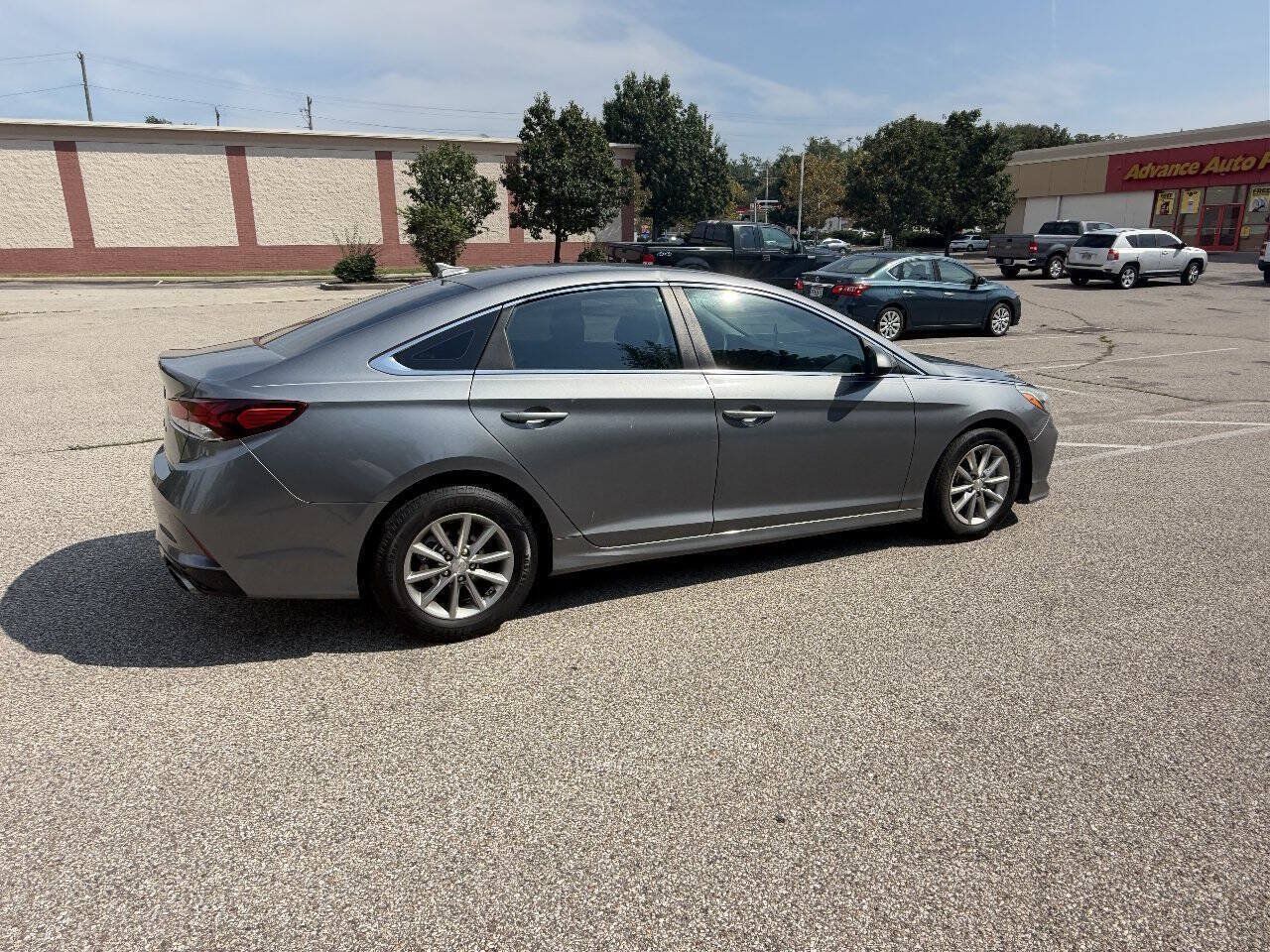 Used 2019 Hyundai Sonata SE FWD image 4