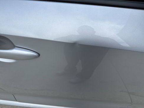 Used 2022 Toyota Corolla LE image 6