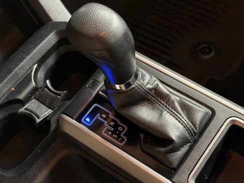 Used 2021 Toyota Tacoma SR5 image 21