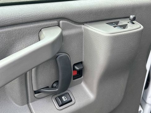 Certified 2025 GMC Savana 2500 w/ Driver Convenience Package RWD image 14