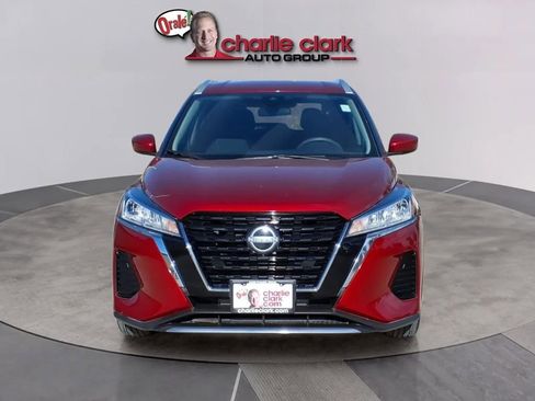Used 2023 Nissan Kicks SV FWD image 9