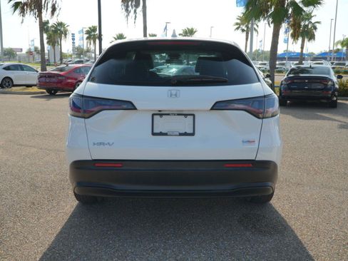 Used 2024 Honda HR-V LX image 6