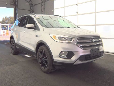 Used 2018 Ford Escape SEL image 4