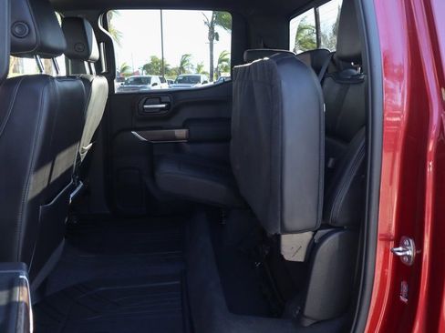 Used 2022 Chevrolet Silverado 1500 High Country w/ Technology Package AWD/4WD image 44