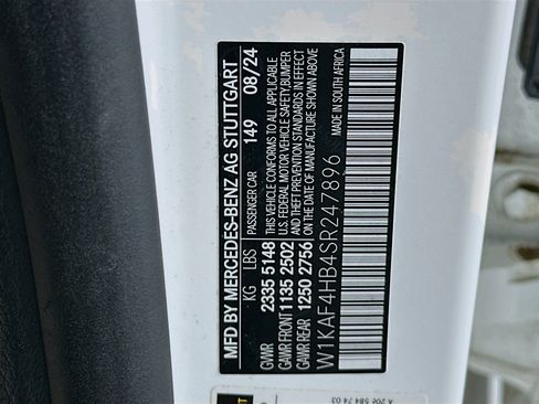 Used 2025 Mercedes-Benz C 300 4MATIC Sedan image 12