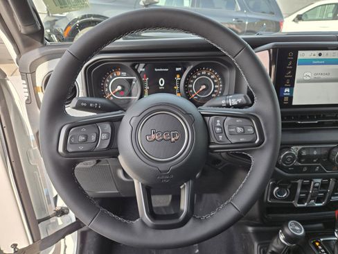 New 2026 Jeep Gladiator Sport image 18