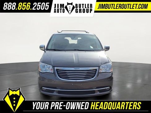 Used 2015 Chrysler Town & Country Touring-L w/ Driver Convenience Group FWD image 21
