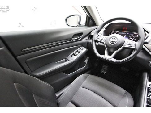 New 2026 Nissan Altima 2.5 SV w/ SV Special Edition Package FWD image 6