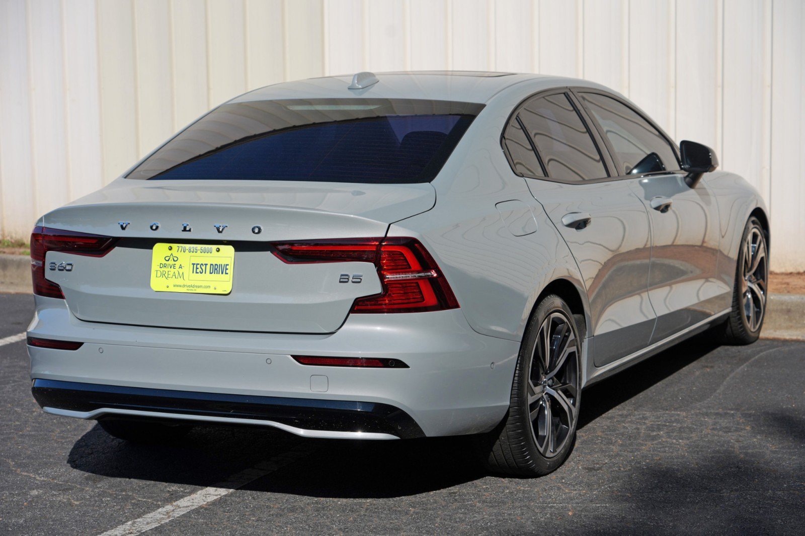 Used 2024 Volvo S60 B5 Plus w/ Climate Package FWD image 54