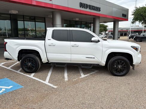 Used 2024 Toyota Tacoma SR5 image 2