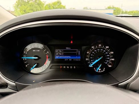 Used 2013 Ford Fusion SE FWD image 10