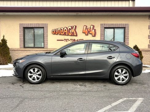 Used 2015 MAZDA MAZDA3 i Sport image 31