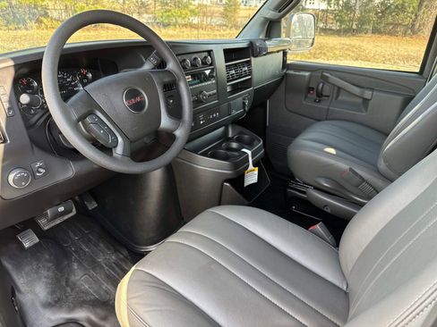 New 2026 GMC Savana 2500 w/ Driver Convenience Package image 22