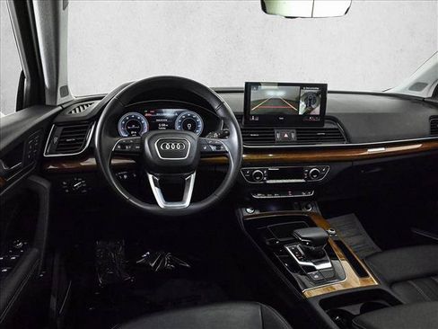 Used 2023 Audi Q5 2.0T Premium Plus w/ Premium Plus Package AWD/4WD image 19