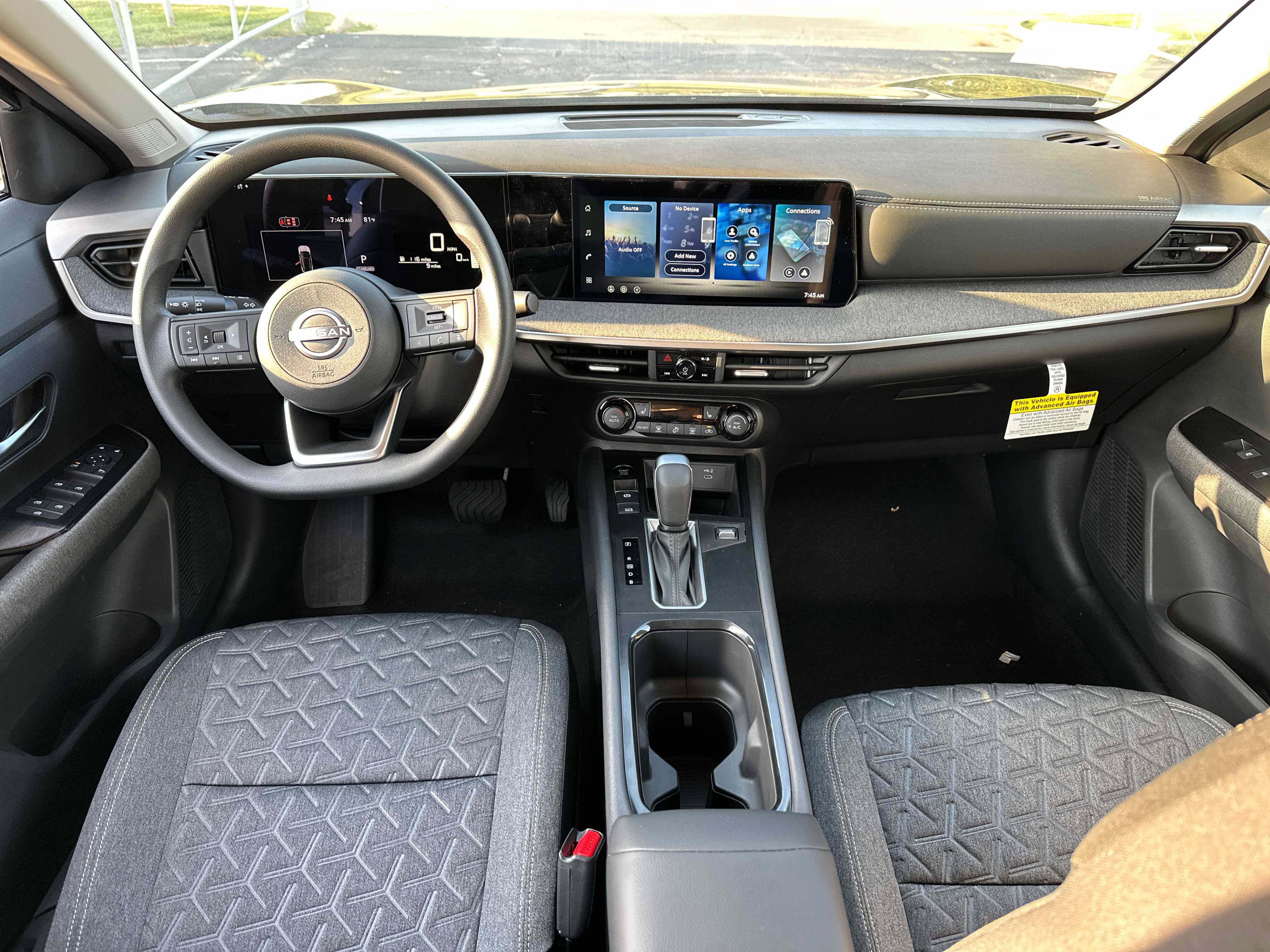 New 2027 Nissan Kicks SV AWD/4WD image 28