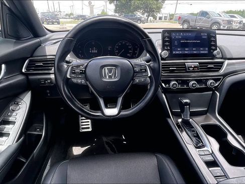 Used 2021 Honda Accord Sport image 8