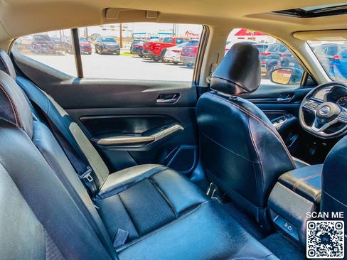 Used 2022 Nissan Altima 2.5 SR w/ Midnight Edition Package FWD image 30