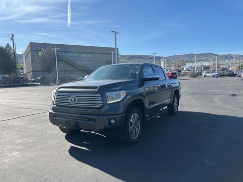 Used 2017 Toyota Tundra Platinum image 9