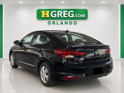 Used 2019 Hyundai Elantra SE FWD image 2