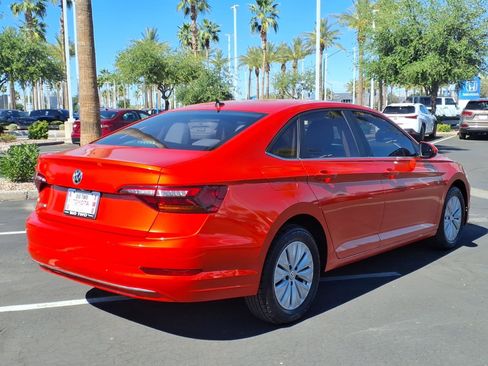 Used 2019 Volkswagen Jetta S image 4