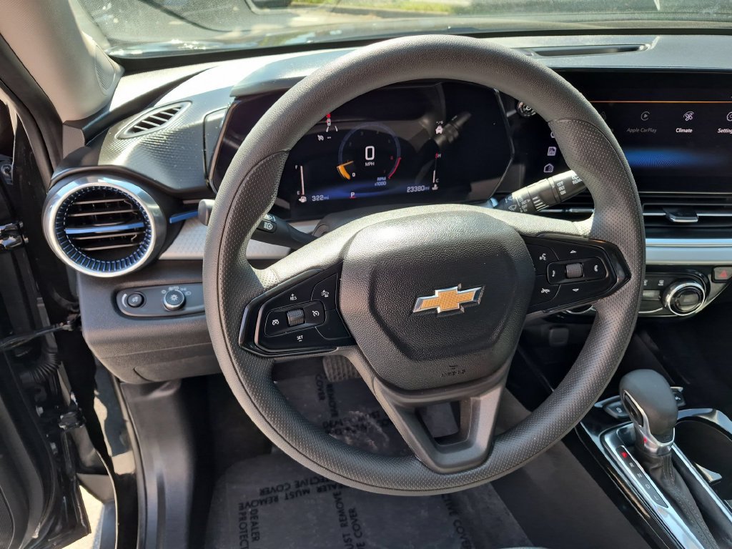 Used 2026 Chevrolet Trax LT FWD image 21