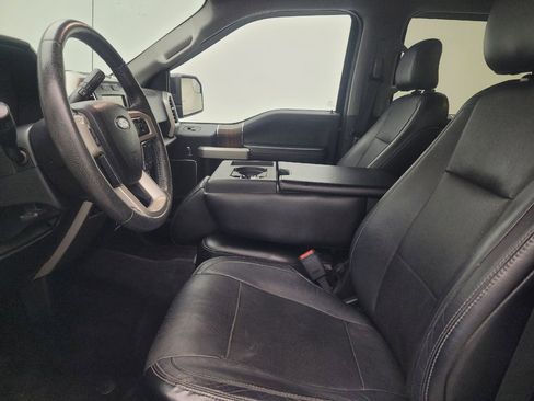 Used 2015 Ford F150 Lariat RWD image 17