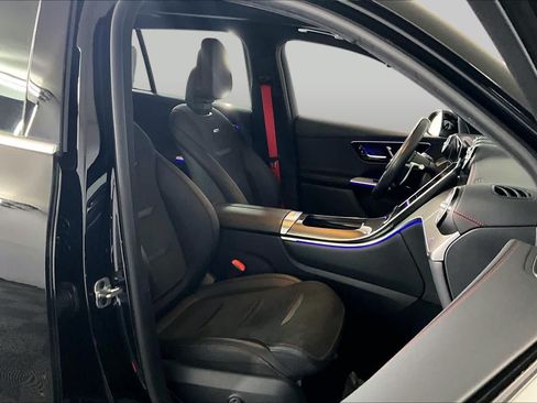 Used 2024 Mercedes-Benz GLC 43 AMG 4MATIC image 8