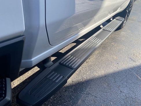 Used 2020 Chevrolet Silverado 2500 Custom w/ Custom Value Package image 35