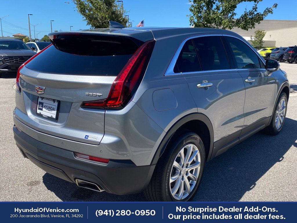 Used 2023 Cadillac XT4 Luxury FWD image 10