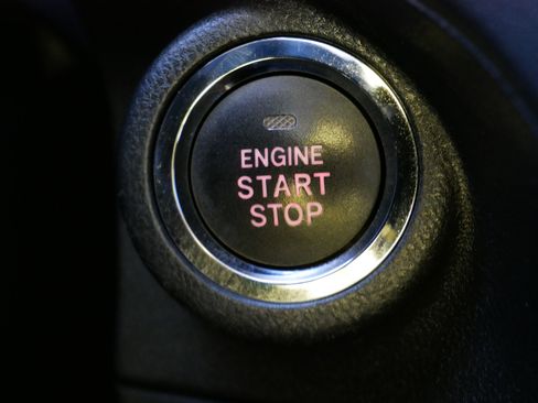 Used 2023 Subaru Forester Limited image 29