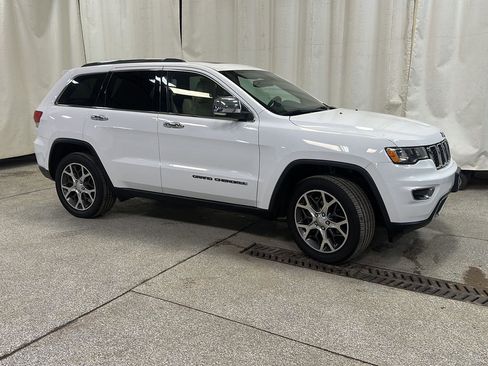 Used 2019 Jeep Grand Cherokee Limited w/ Trailer Tow Group IV image 7