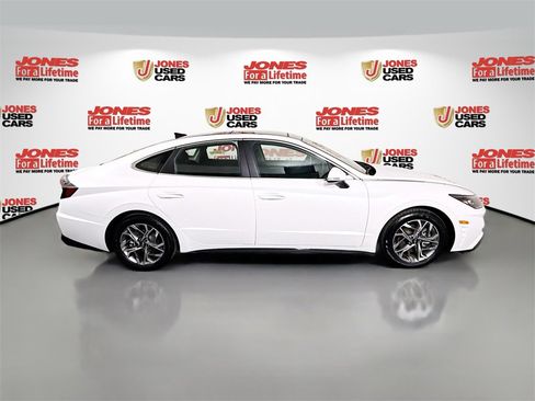 Certified 2022 Hyundai Sonata SEL w/ Convenience Package image 17