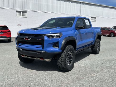 New 2026 Chevrolet Colorado ZR2 w/ Technology Package AWD/4WD image 7